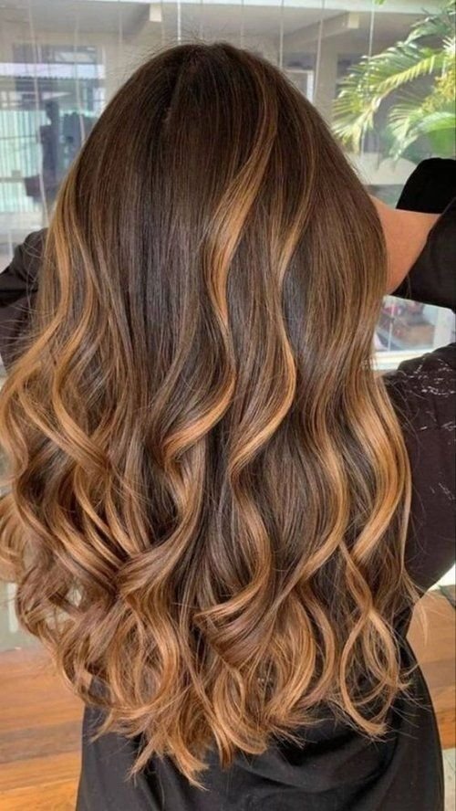 Salão de beleza em Cascavel — Mechas e Moreno Iluminado | Studio Jean Bento